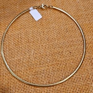 Gold tone Choker